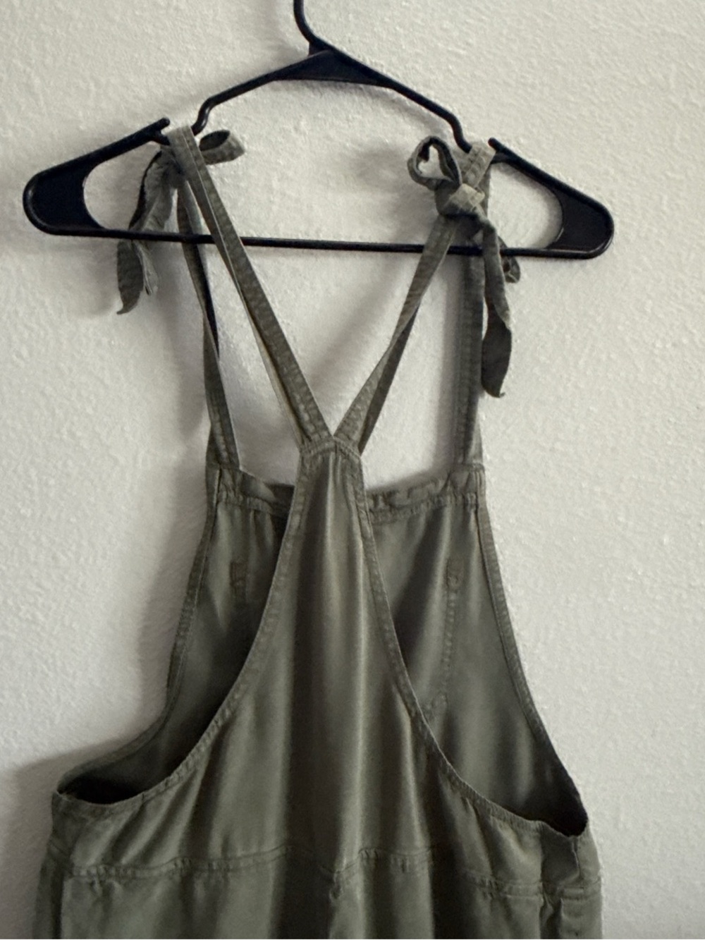 Aerie Olive Green Tie Strap Lyocell Overalls Jumpsuit Boho Utility Romper Sz M - Picture 4 of 8